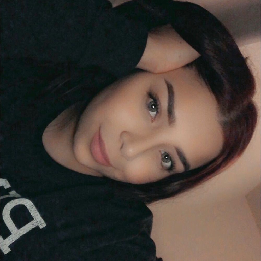 Meet your Posher, Bianca